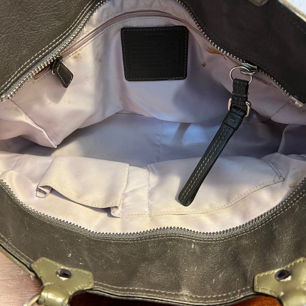 Coach Purse - Picture 4 of 9